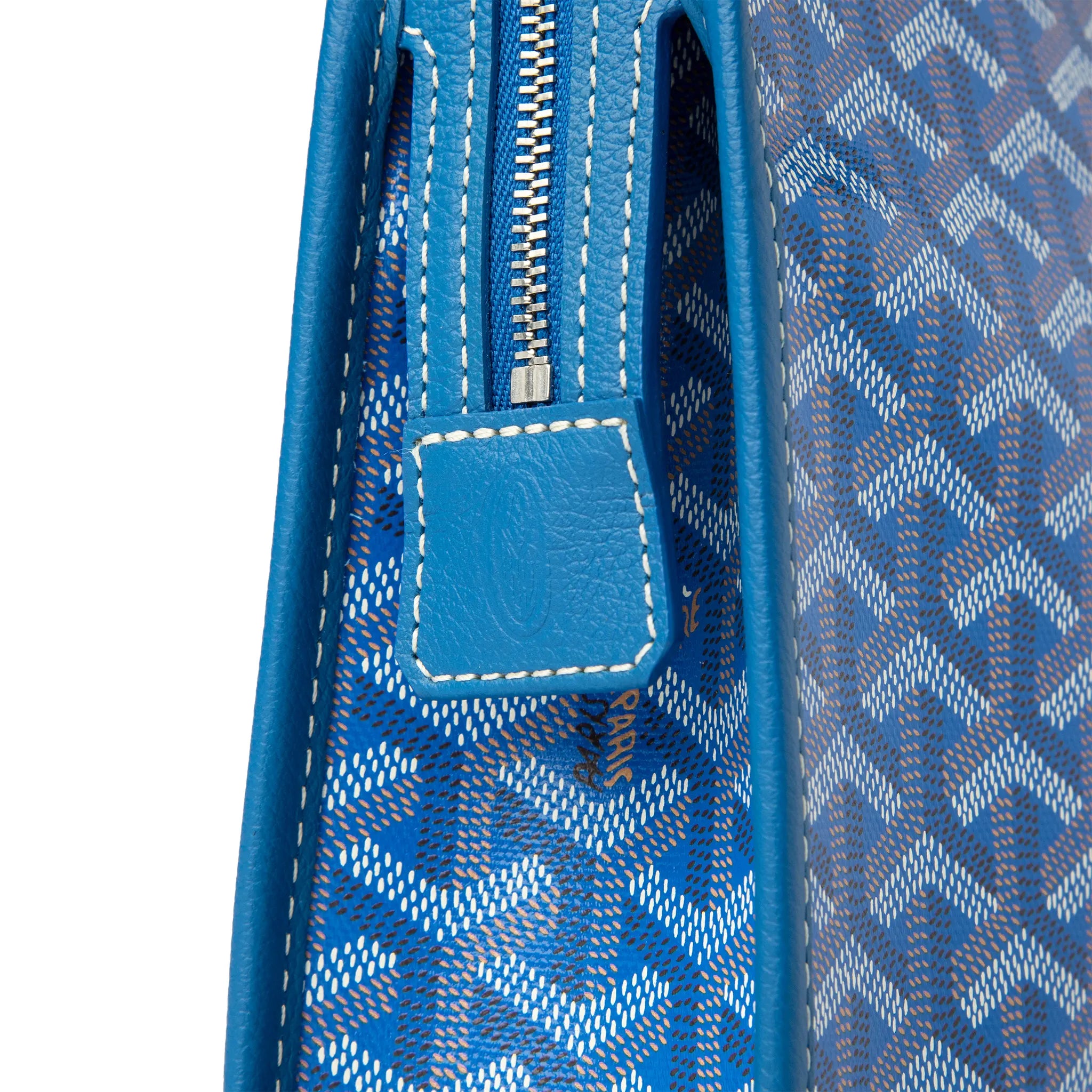 Detail side view of Goyard Jouvence MM Sky Blue Washbag
